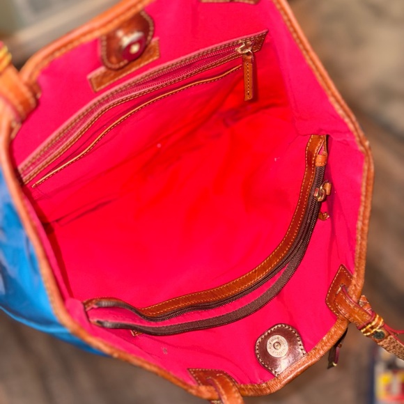 Dooney & Bourke Patent Glossy Blue Tote - Picture 5 of 13